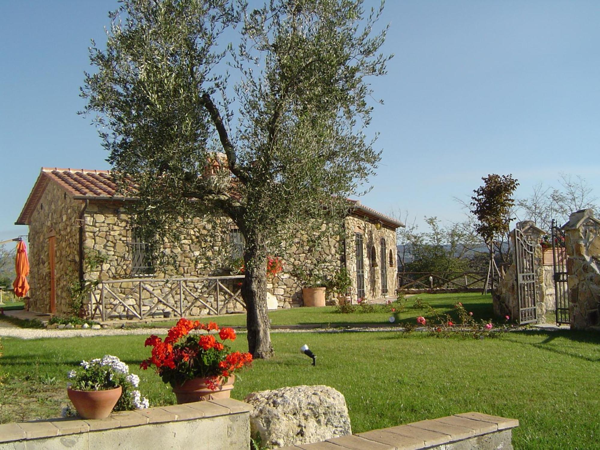 Bio Agriturismo La Bell'Antiglia Villa Montemerano Exterior photo